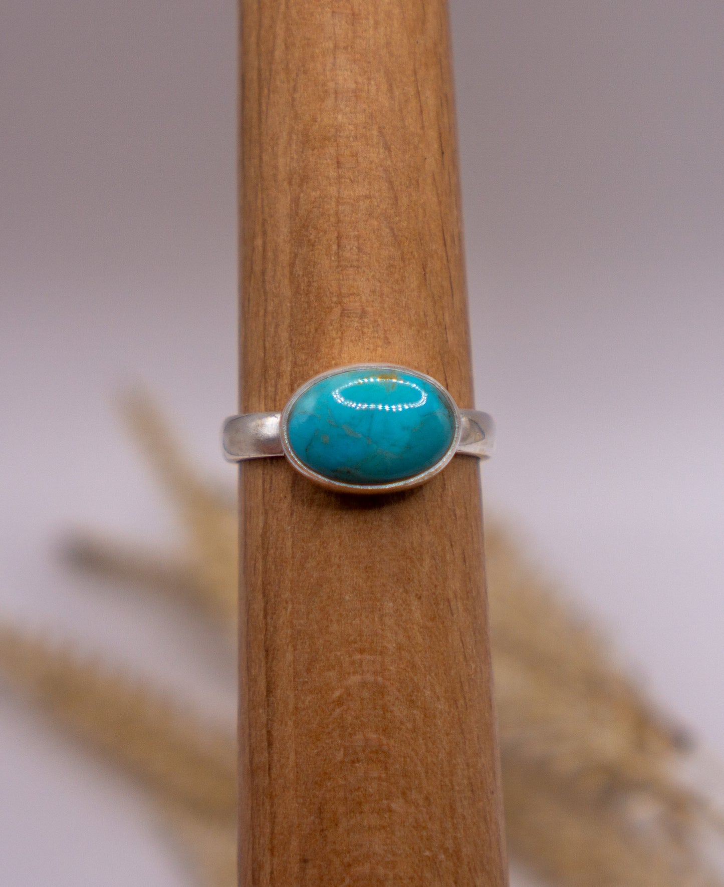 East-West Oval Turquoise -Size 9