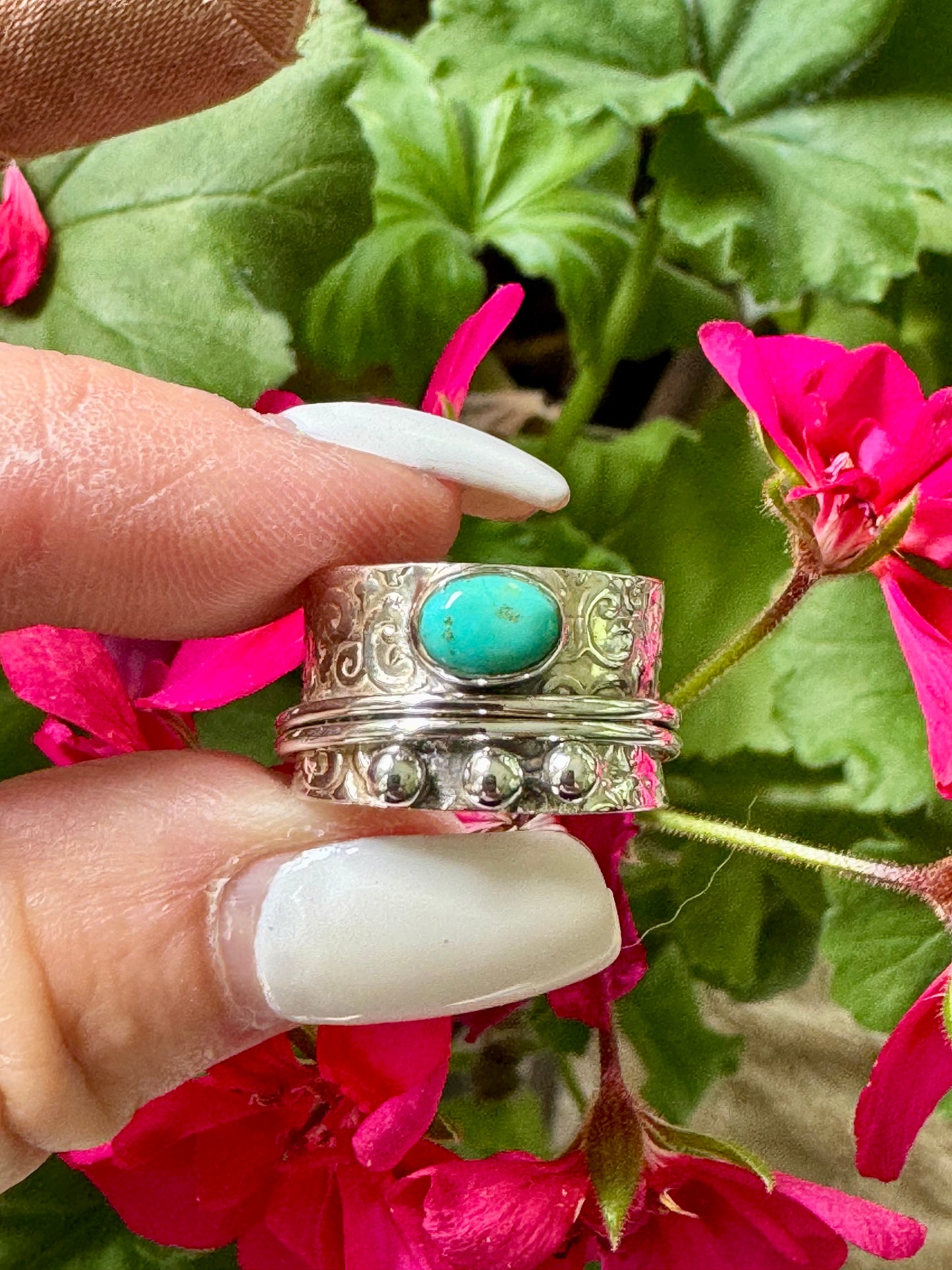 Kingman Mohave Turquoise Spinner Ring Size 10