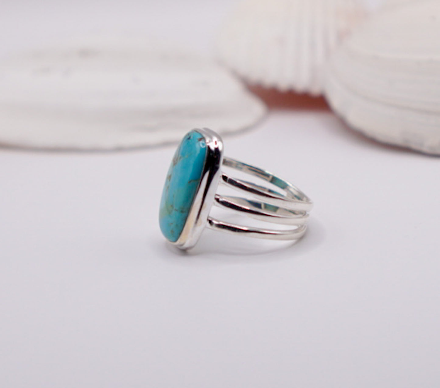 Kingman Arizona Mohave Turquoise - size 10