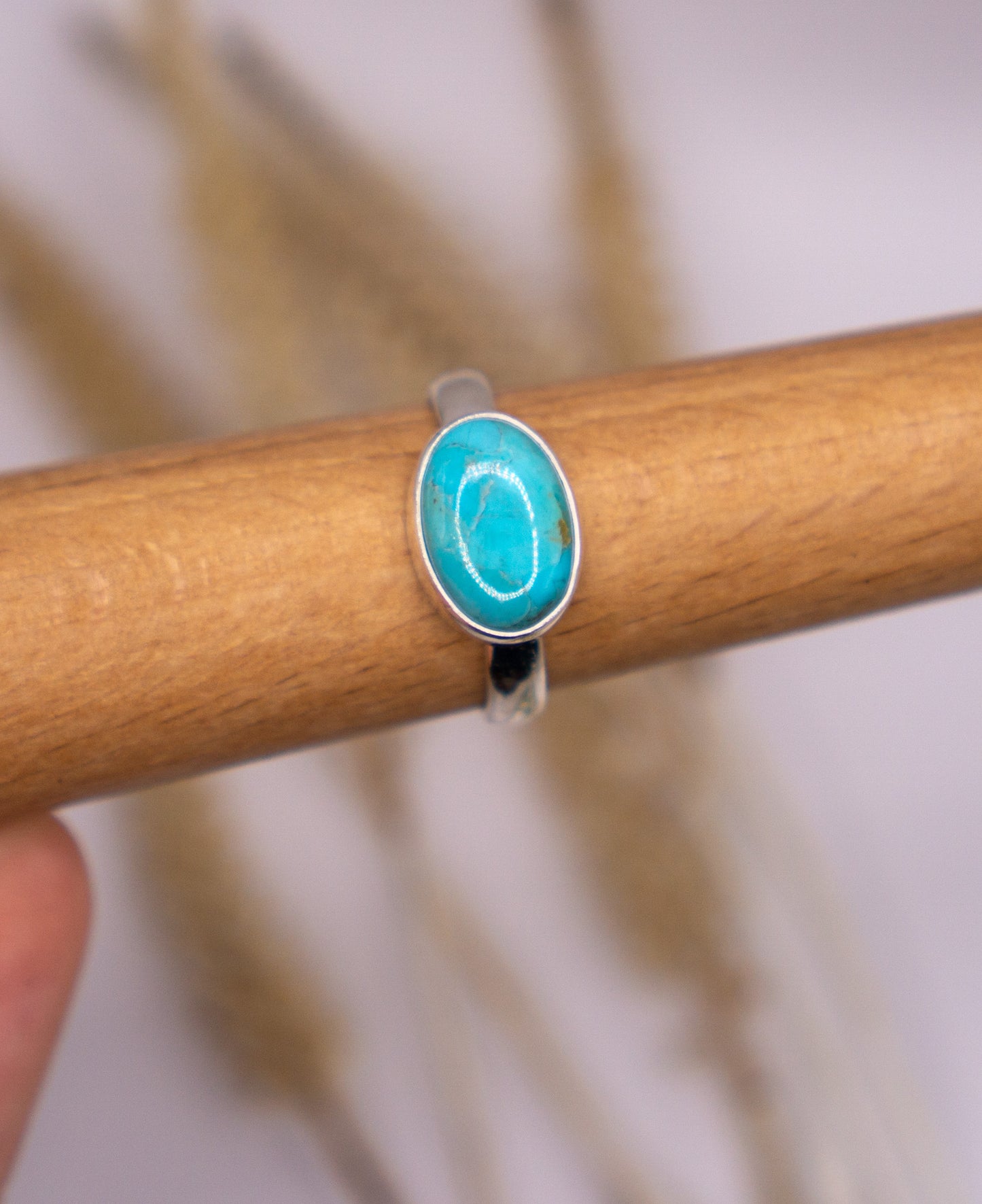 East-West Oval Turquoise -Size 9