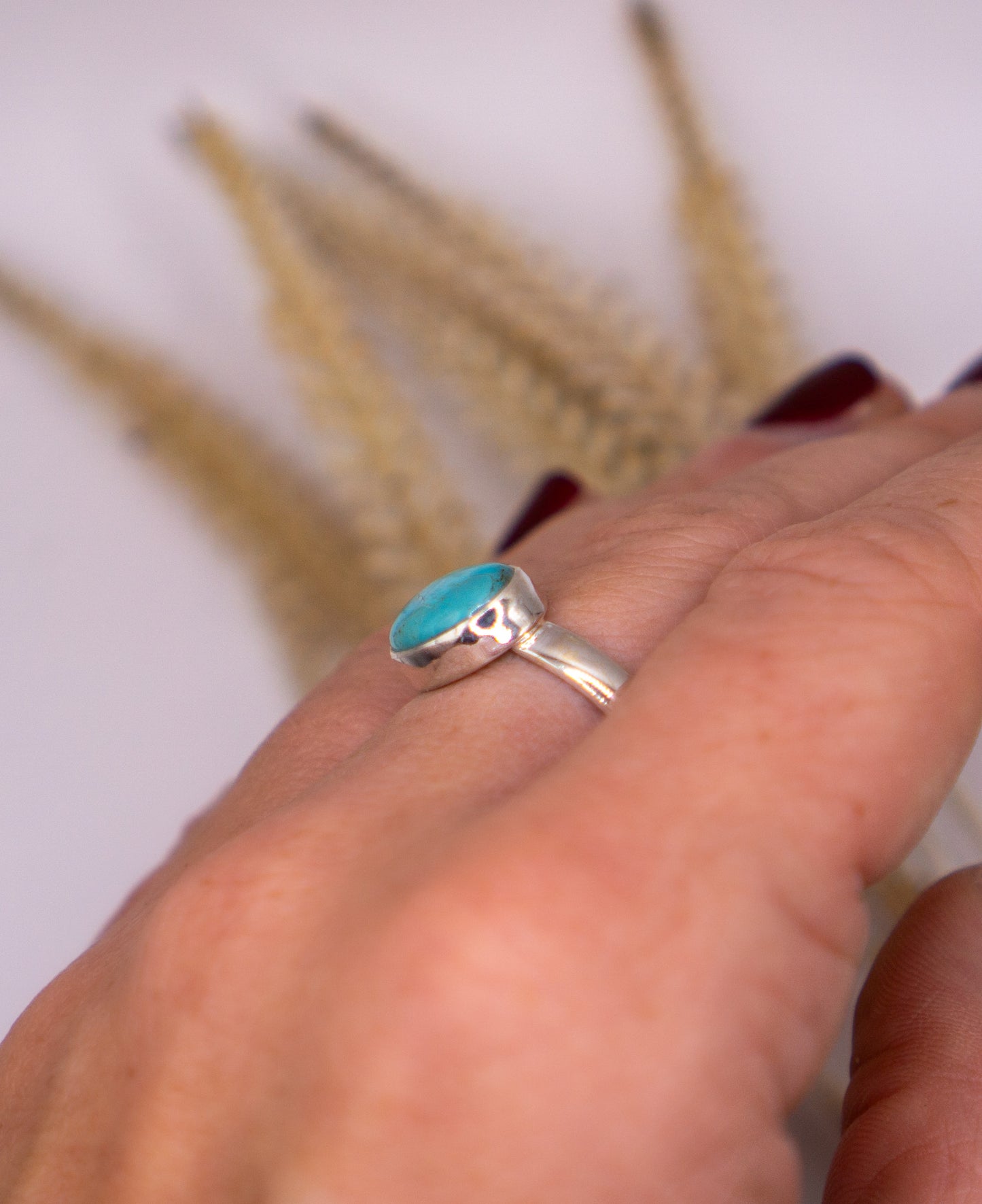 East-West Oval Turquoise -Size 9