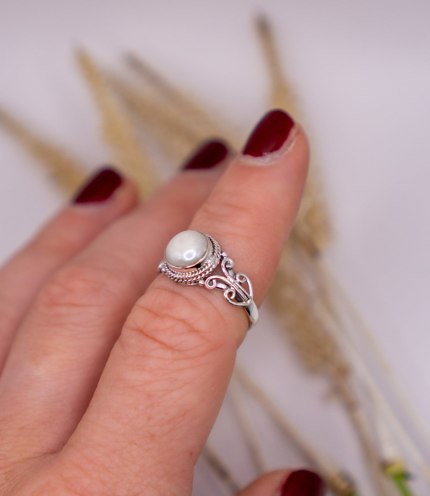 Victorian Setting with Pearl - Size 7