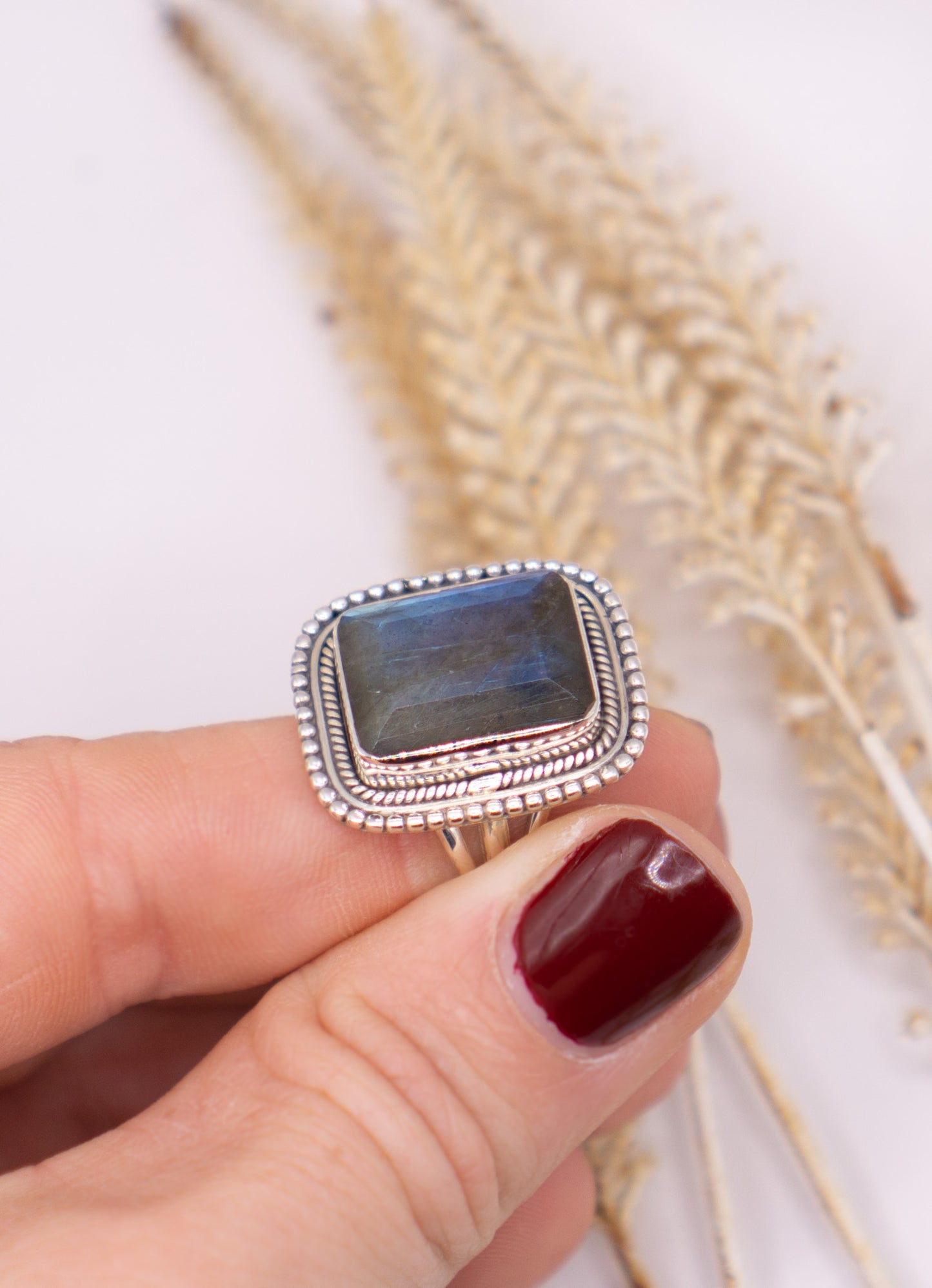 Rectangular Labordorite Size 7