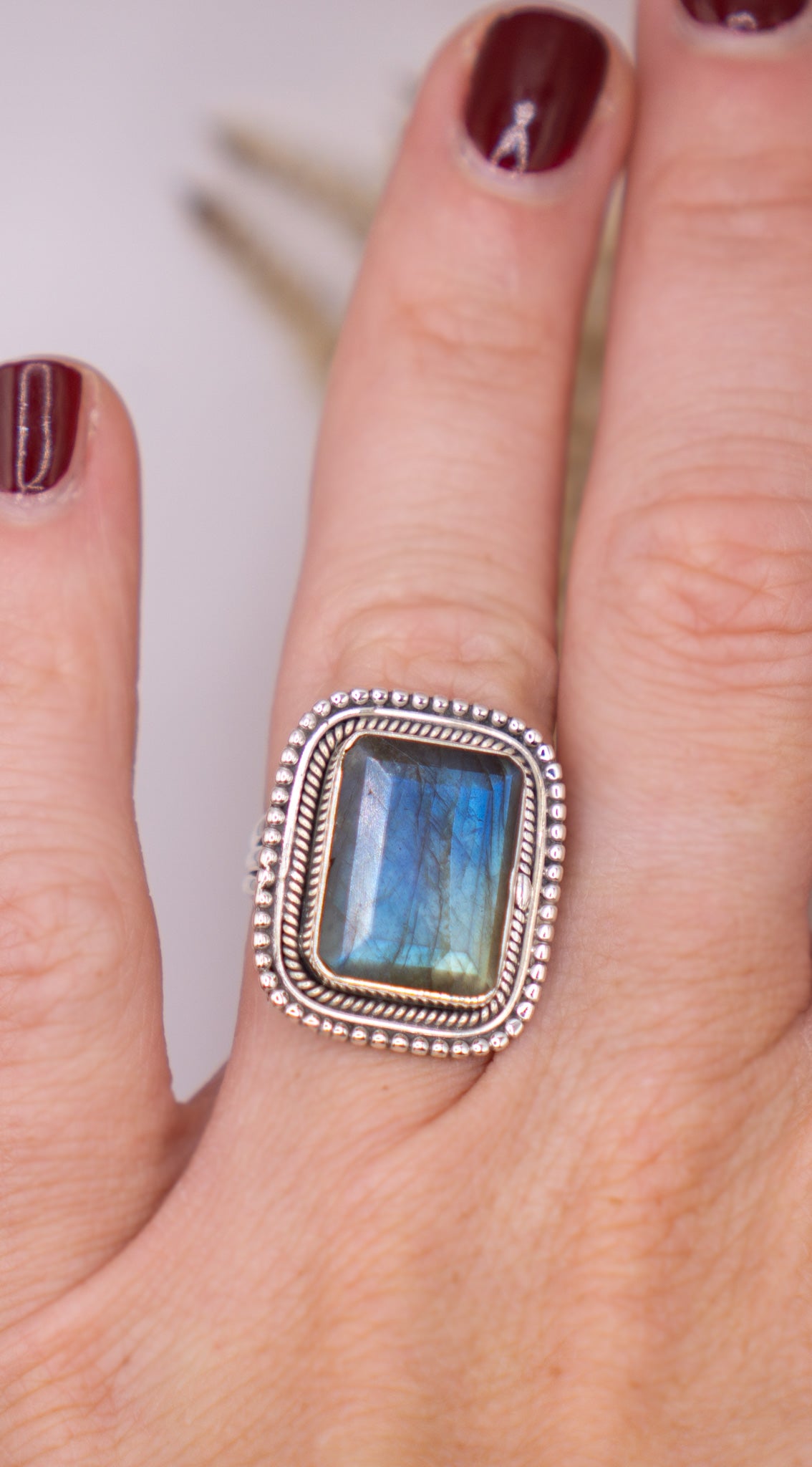 Rectangular Labordorite Size 7