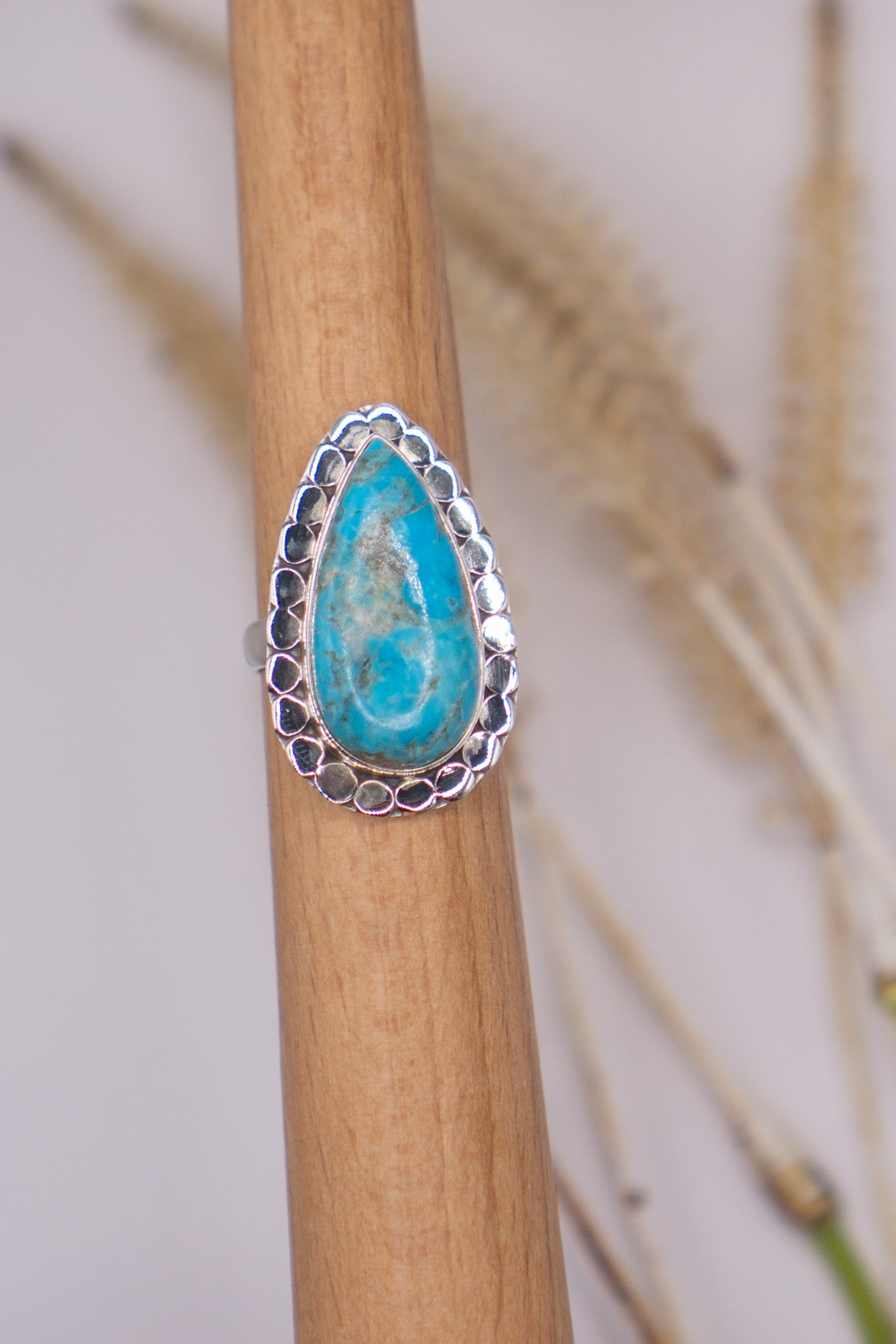 Teardrop Kingman Turquoise Size 7