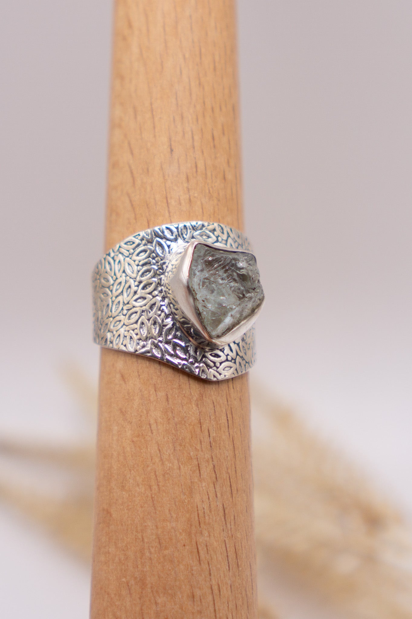 Druzy Aquamarine - Size 9