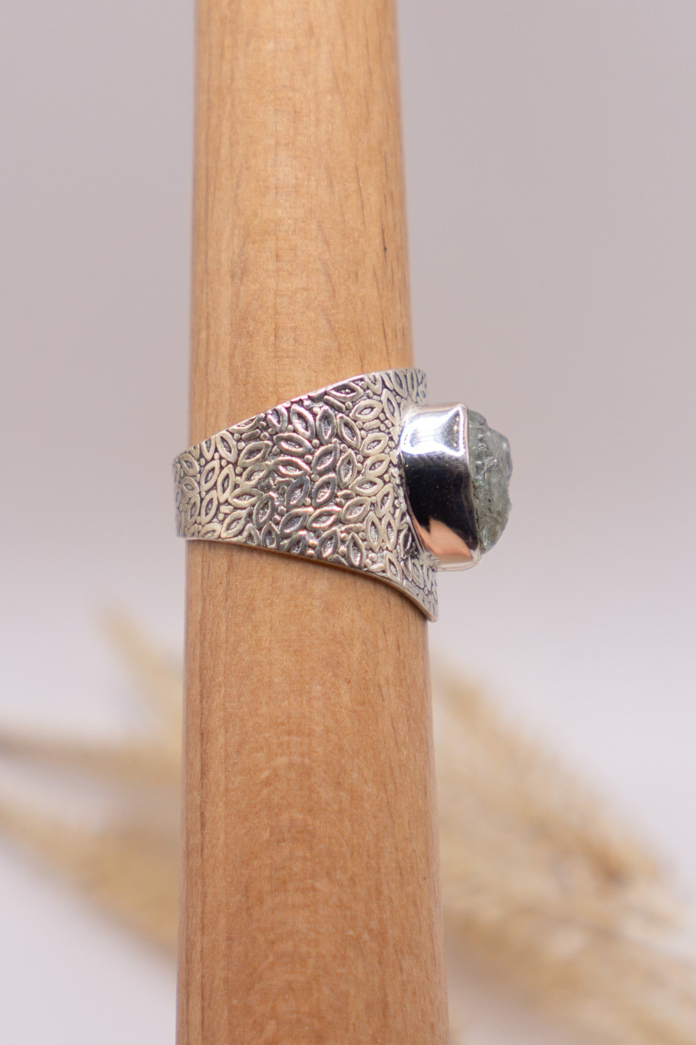 Druzy Aquamarine - Size 9