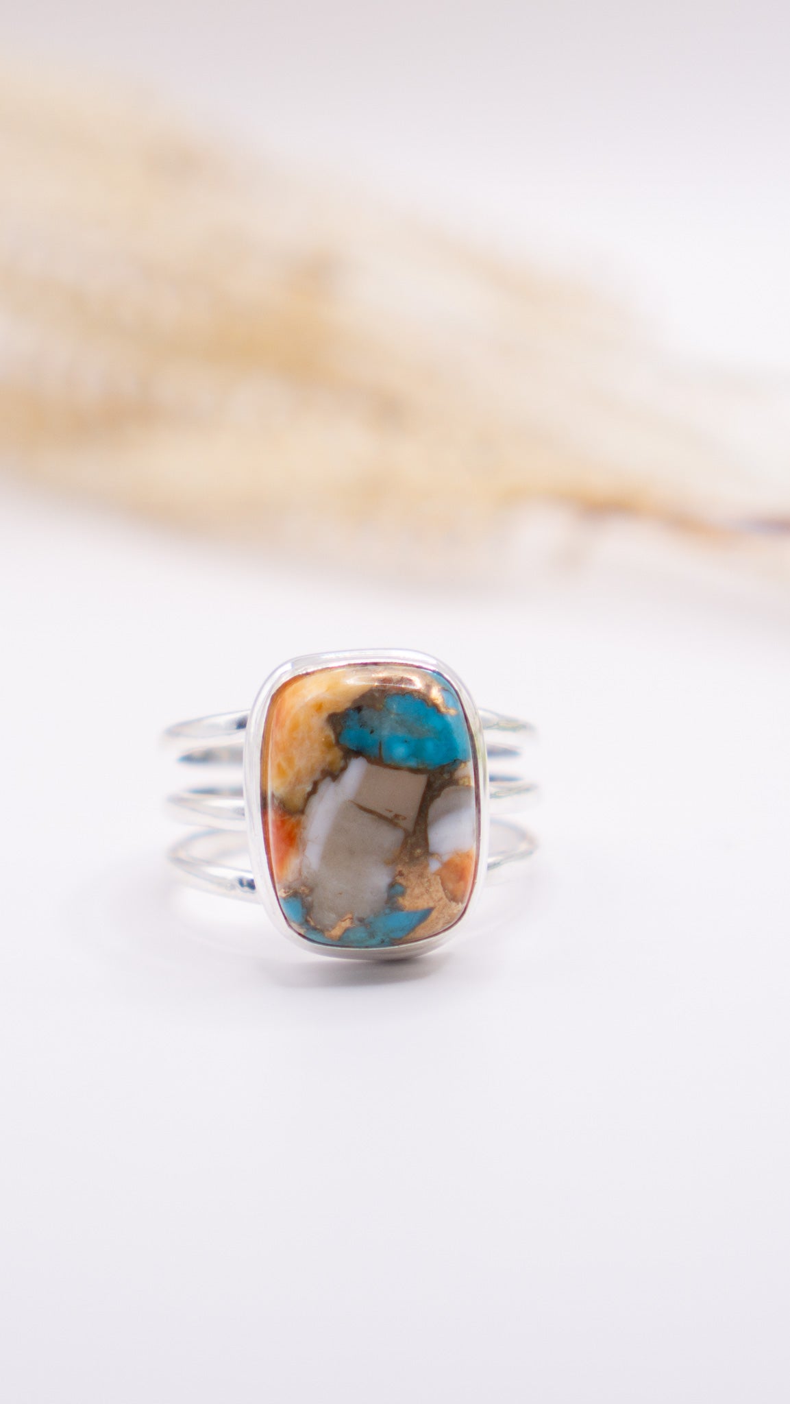 Spiny Oyster Turquoise Triple Band Size 10.75