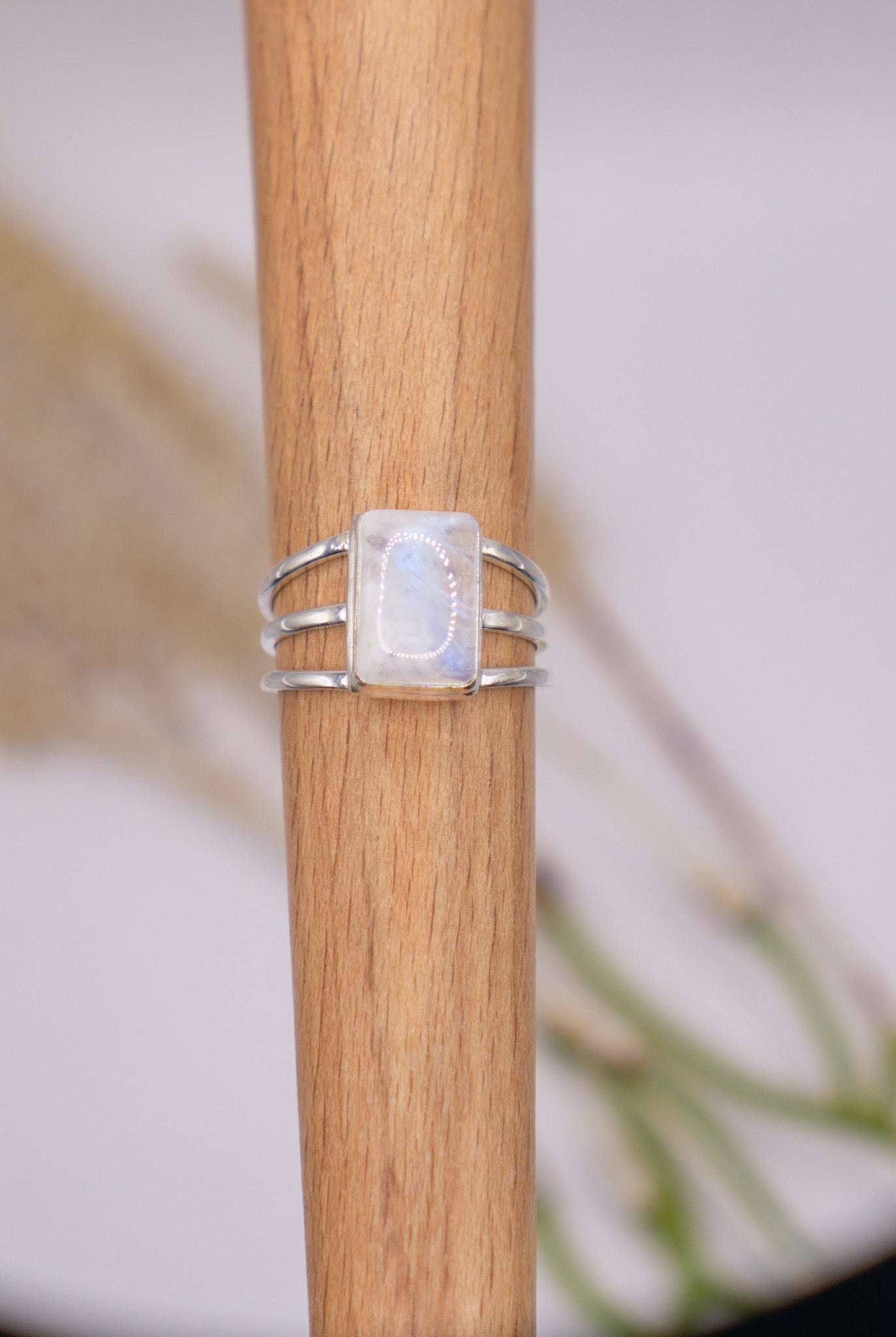 Moonstone with Triple Band Size 9