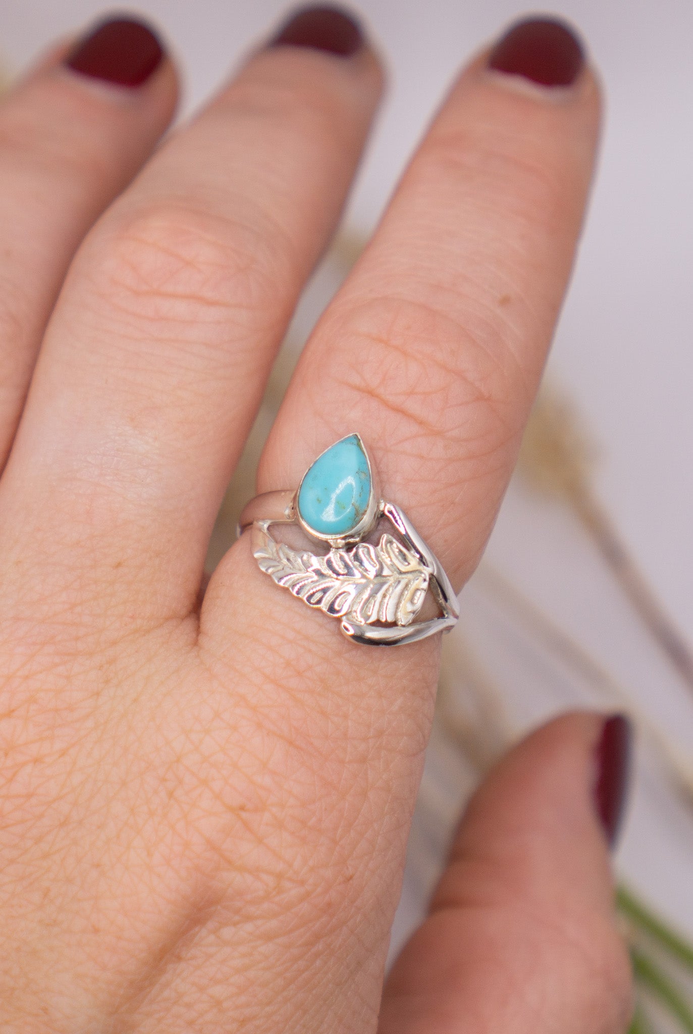 Turquoise in Feather Size 9