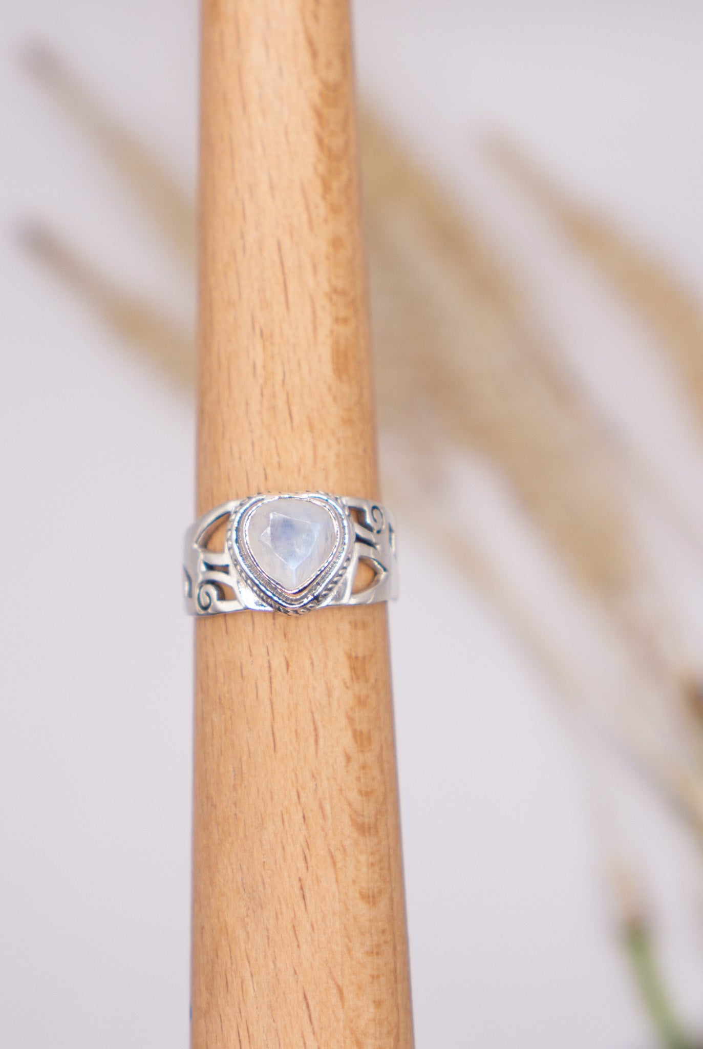 Heart Moonstone Size 7