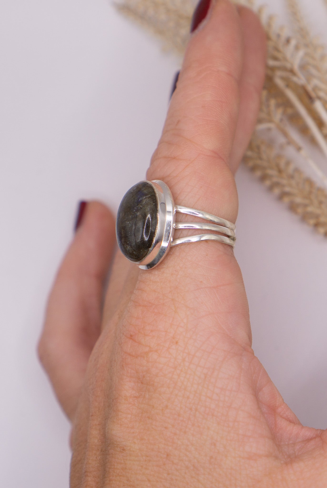 Large Oval Labradorite Size 9.5