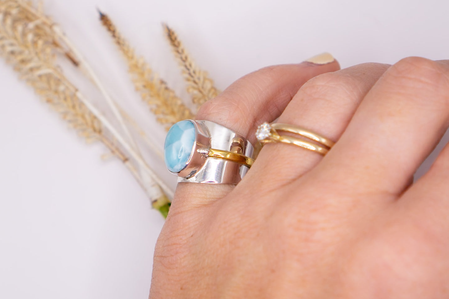 The Queen Larimar - Size 6