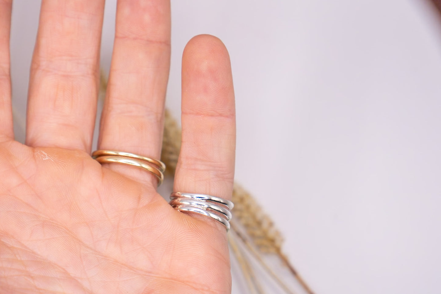 Vibrant Spiny Oyster - Size 5.5