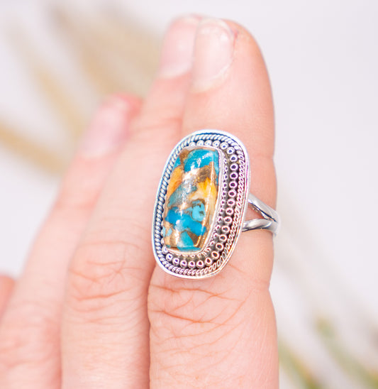 Vibrant Rectangular Beaded Spiny Oyster - Size 6