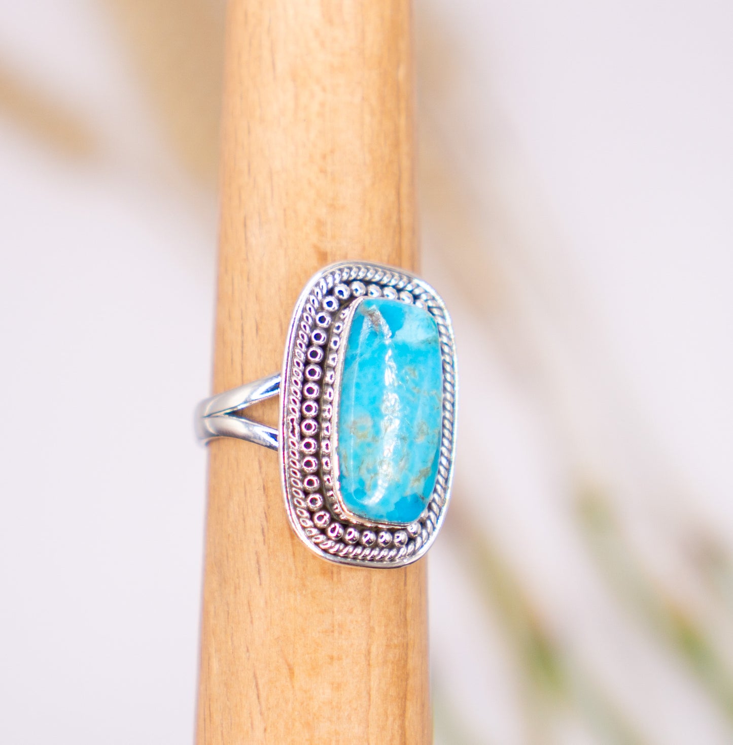 Brilliant Kingman Rectangular Turquoise - Size 8