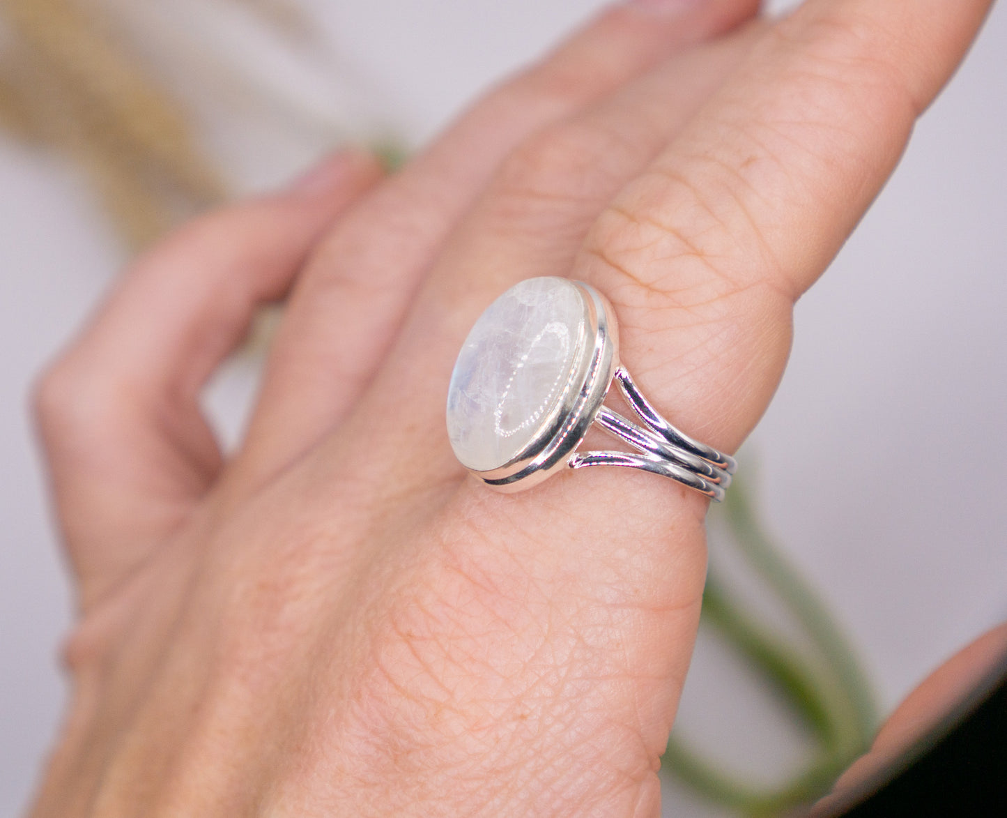Ethereal Oval Moonstone - Size 9